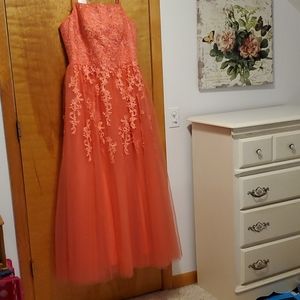 Prom gown